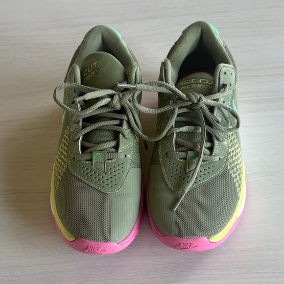 Nike GT Cut Academy Women's Olive Green and Pink size 8 - Picture 1 of 6